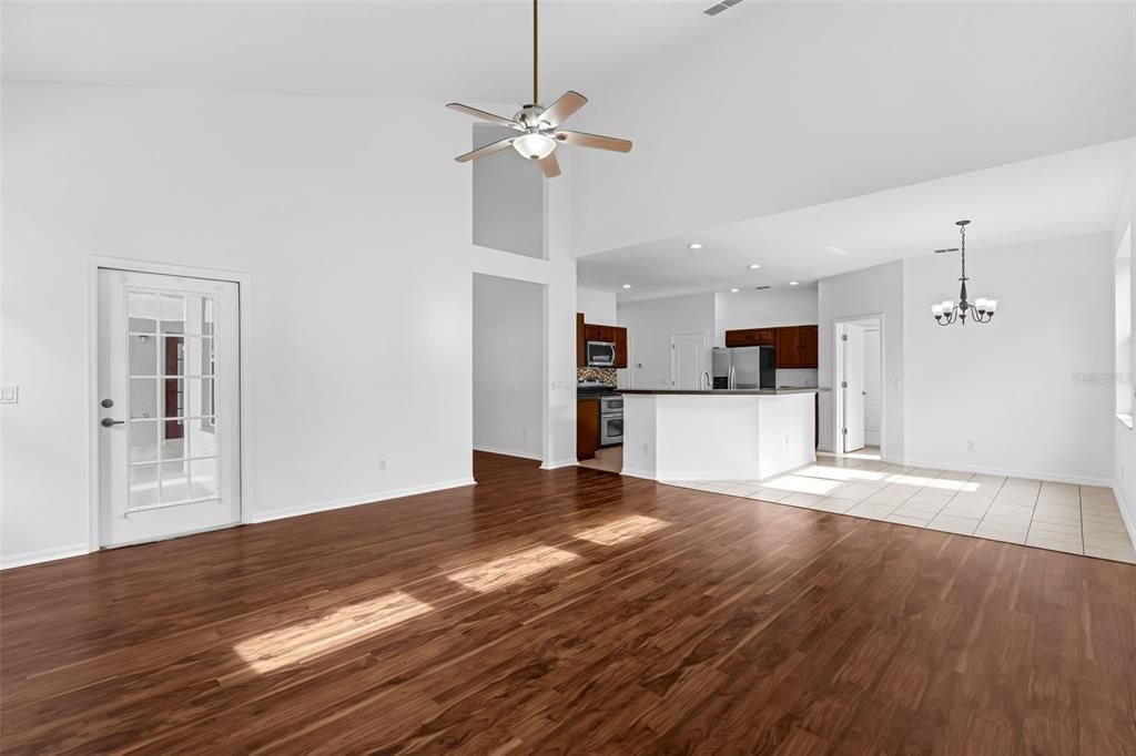 待售: $750,000 (4 贝兹, 3 浴室, 3222 平方英尺)