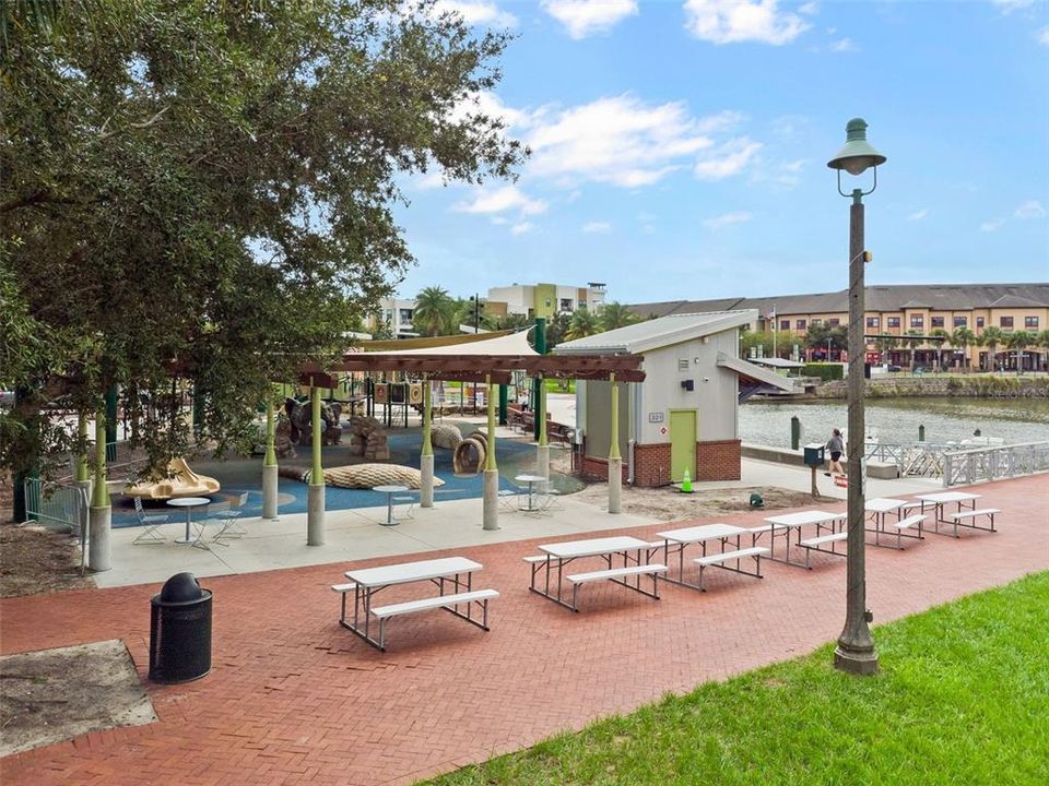 待售: $750,000 (4 贝兹, 3 浴室, 3222 平方英尺)