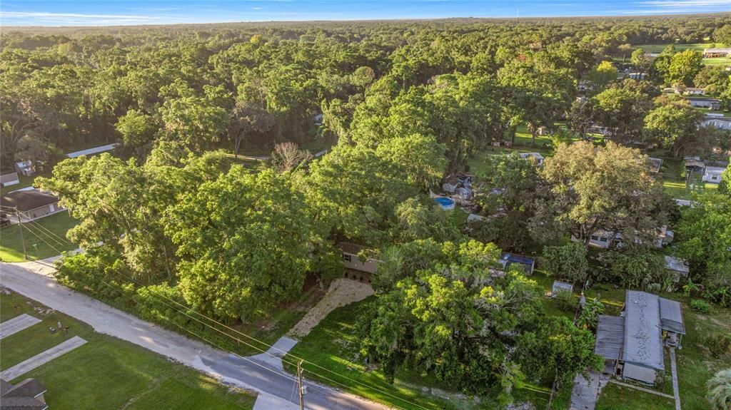 合同活跃: $174,900 (2 贝兹, 2 浴室, 820 平方英尺)