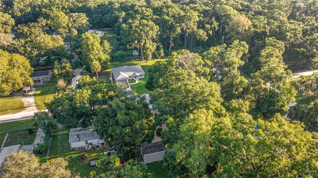 合同活跃: $174,900 (2 贝兹, 2 浴室, 820 平方英尺)