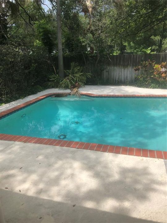 Active With Contract: $4,250 (3 beds, 2 baths, 2070 Square Feet)