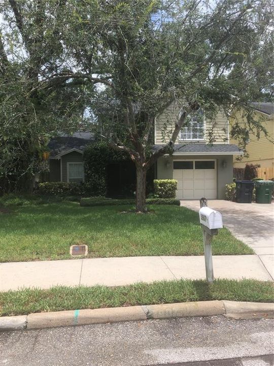 Active With Contract: $4,250 (3 beds, 2 baths, 2070 Square Feet)