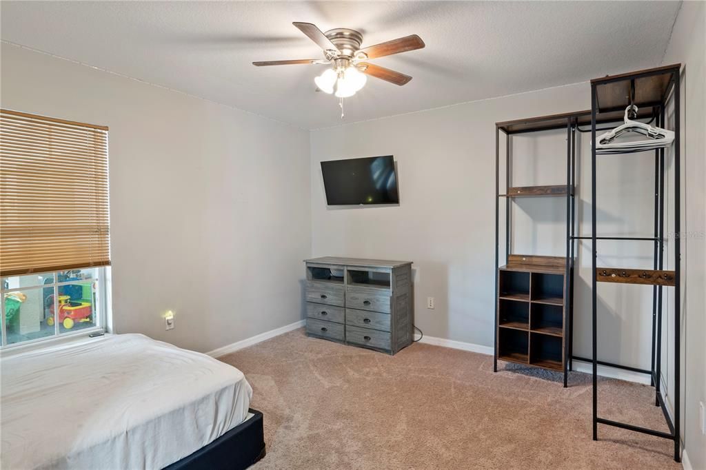 For Sale: $625,000 (5 beds, 3 baths, 3488 Square Feet)