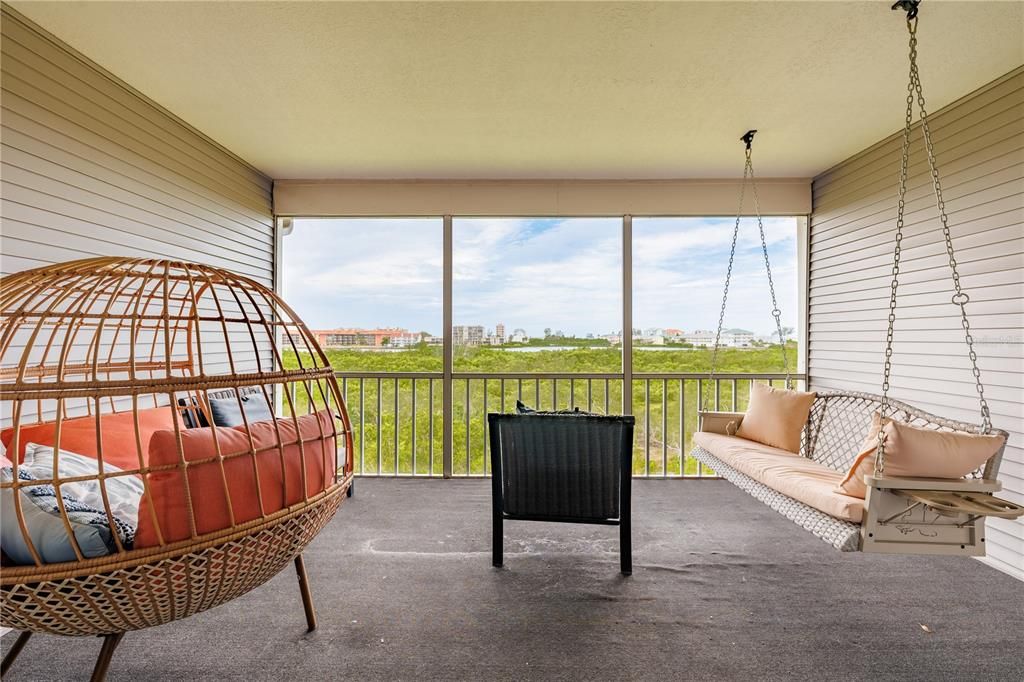 For Sale: $444,500 (3 beds, 3 baths, 1998 Square Feet)