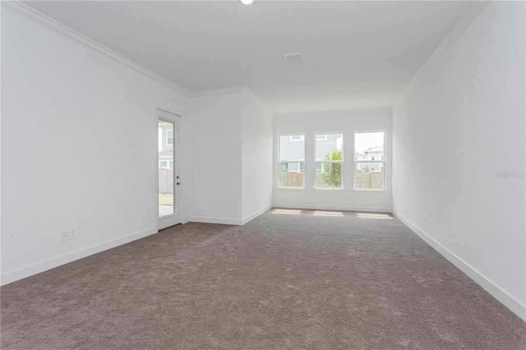 For Rent: $6,500 (4 beds, 5 baths, 4099 Square Feet)