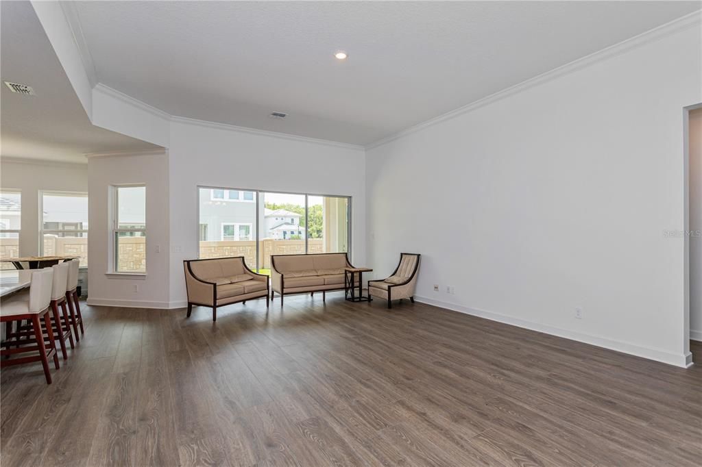 For Rent: $6,500 (4 beds, 5 baths, 4099 Square Feet)