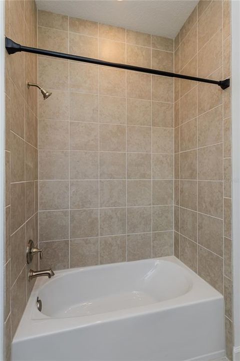 For Rent: $6,500 (4 beds, 5 baths, 4099 Square Feet)