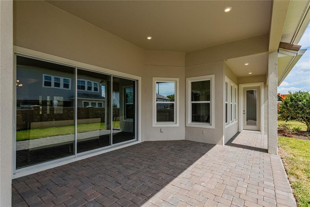 For Rent: $6,500 (4 beds, 5 baths, 4099 Square Feet)