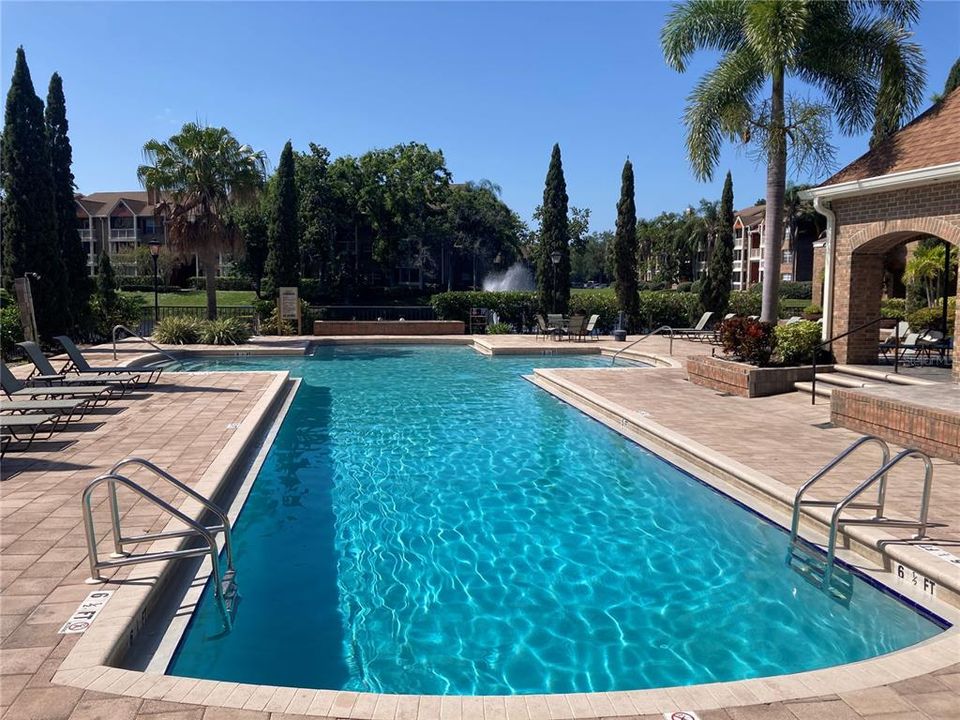 Active With Contract: $1,550 (2 beds, 2 baths, 848 Square Feet)