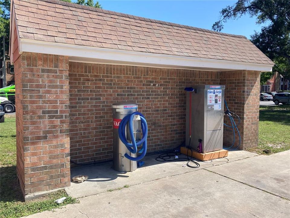 Active With Contract: $1,550 (2 beds, 2 baths, 848 Square Feet)