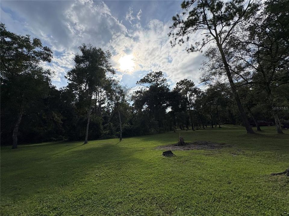 На продажу: $380,000 (9.00 acres)