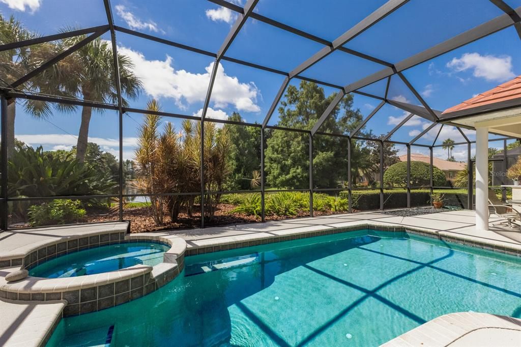 Под контрактом: $995,000 (3 спален, 3 ванн, 2928 Квадратных фут)