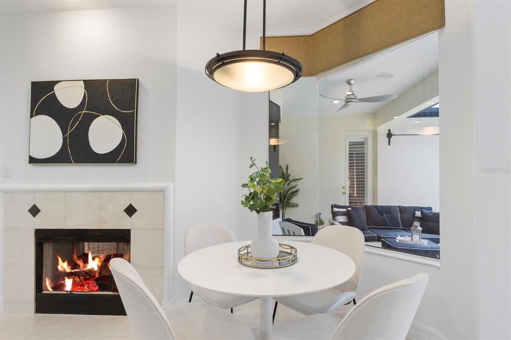 Под контрактом: $995,000 (3 спален, 3 ванн, 2928 Квадратных фут)