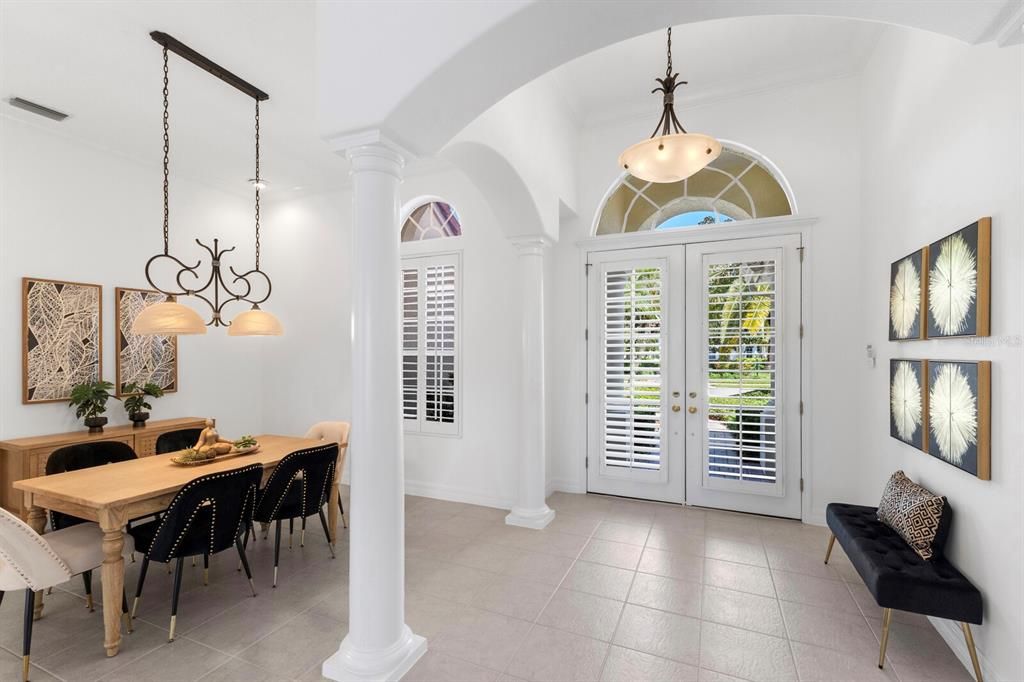 Под контрактом: $995,000 (3 спален, 3 ванн, 2928 Квадратных фут)