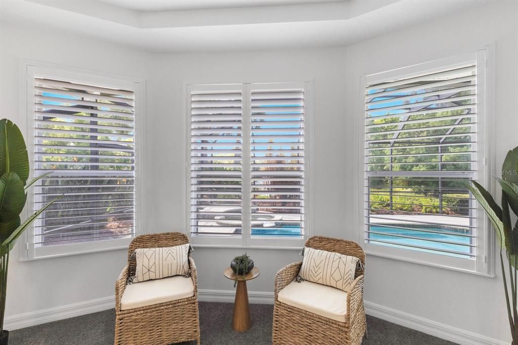 Под контрактом: $995,000 (3 спален, 3 ванн, 2928 Квадратных фут)