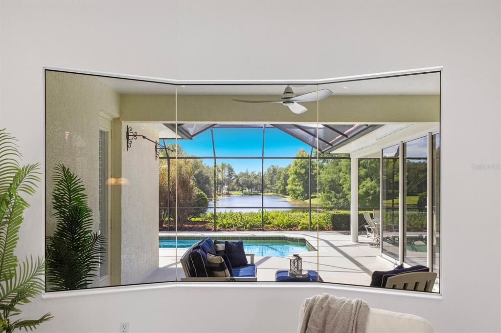 Под контрактом: $995,000 (3 спален, 3 ванн, 2928 Квадратных фут)