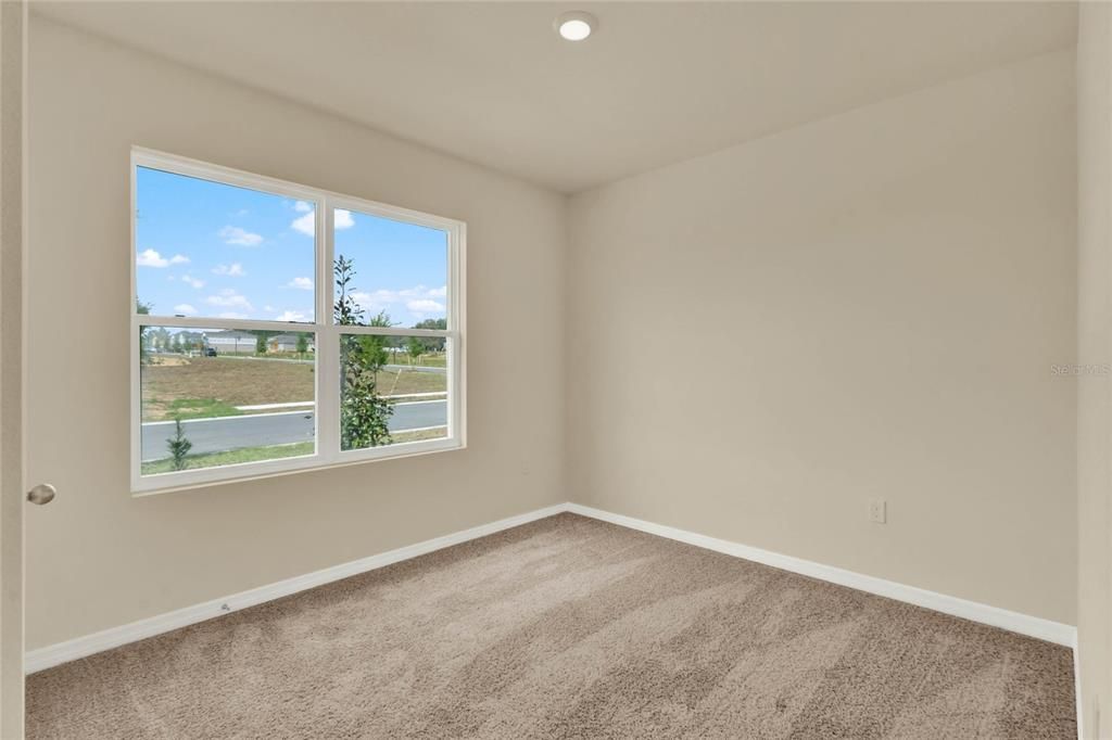 Active With Contract: $435,490 (5 beds, 3 baths, 2077 Square Feet)