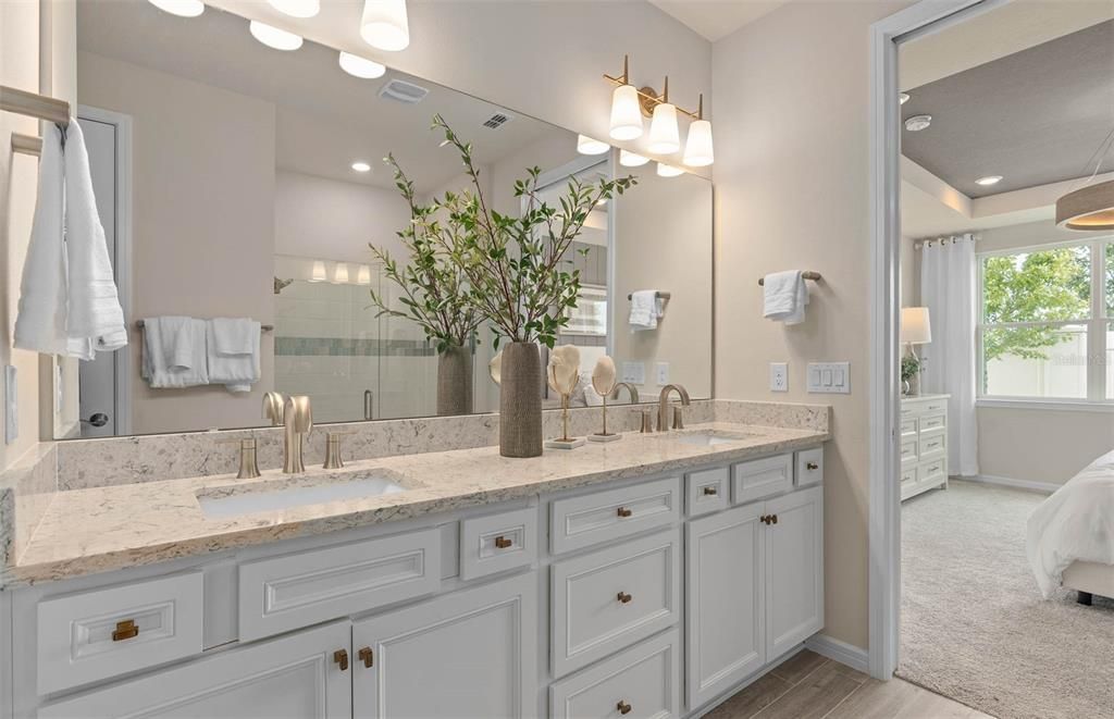 На продажу: $379,580 (2 спален, 2 ванн, 1579 Квадратных фут)