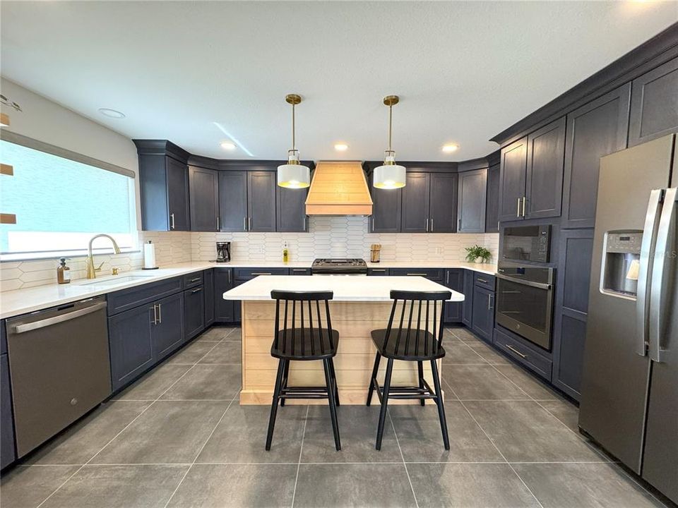 For Rent: $4,000 (2 beds, 2 baths, 1503 Square Feet)