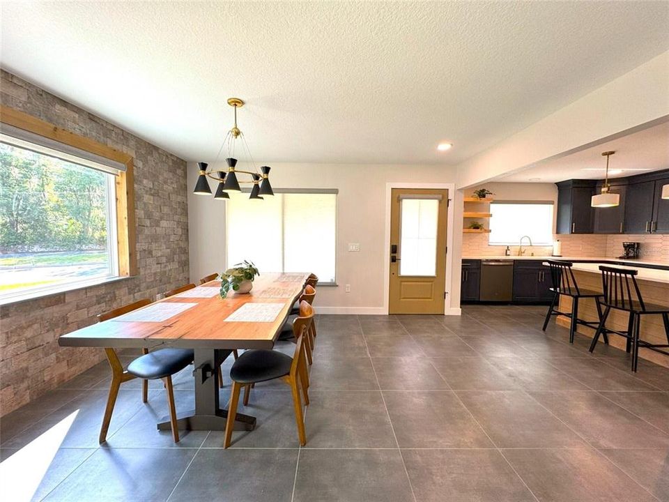 For Rent: $4,000 (2 beds, 2 baths, 1503 Square Feet)