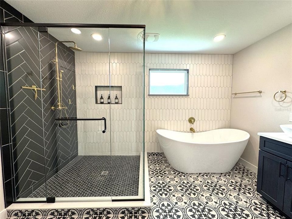 For Rent: $4,000 (2 beds, 2 baths, 1503 Square Feet)