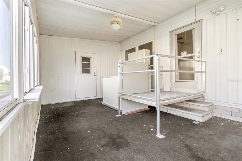 For Sale: $160,000 (2 beds, 2 baths, 1152 Square Feet)