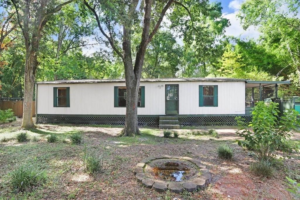 Active With Contract: $160,000 (2 beds, 2 baths, 1225 Square Feet)