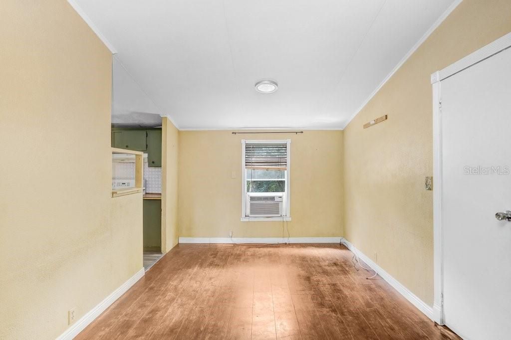 Active With Contract: $160,000 (2 beds, 2 baths, 1225 Square Feet)