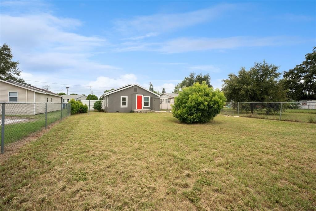 待售: $189,900 (2 贝兹, 1 浴室, 864 平方英尺)