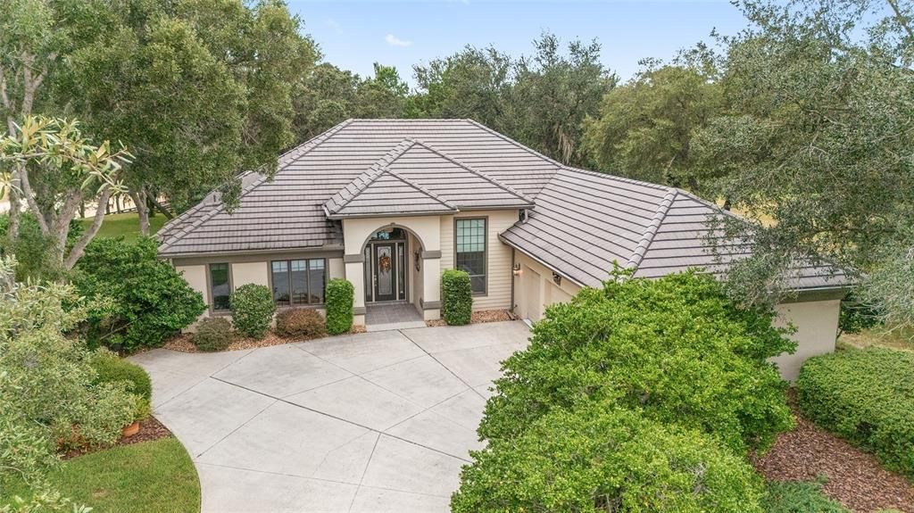 Под контрактом: $687,000 (4 спален, 3 ванн, 2486 Квадратных фут)