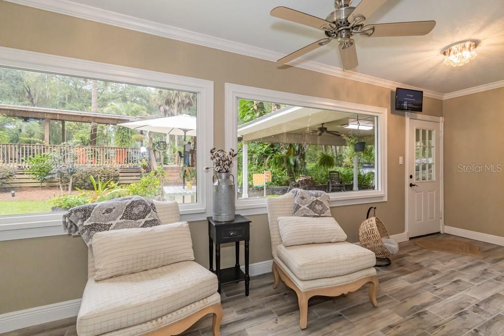 En Venta: $759,900 (4 camas, 2 baños, 2244 Pies cuadrados)