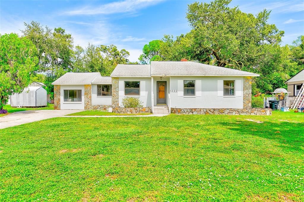 Active With Contract: $345,000 (4 beds, 2 baths, 1875 Square Feet)