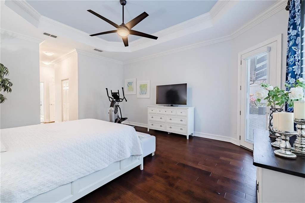 Active With Contract: $579,000 (3 beds, 2 baths, 2180 Square Feet)