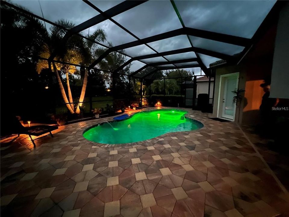 Active With Contract: $579,000 (3 beds, 2 baths, 2180 Square Feet)