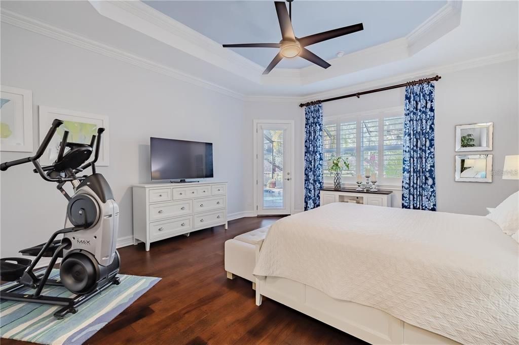 Active With Contract: $579,000 (3 beds, 2 baths, 2180 Square Feet)