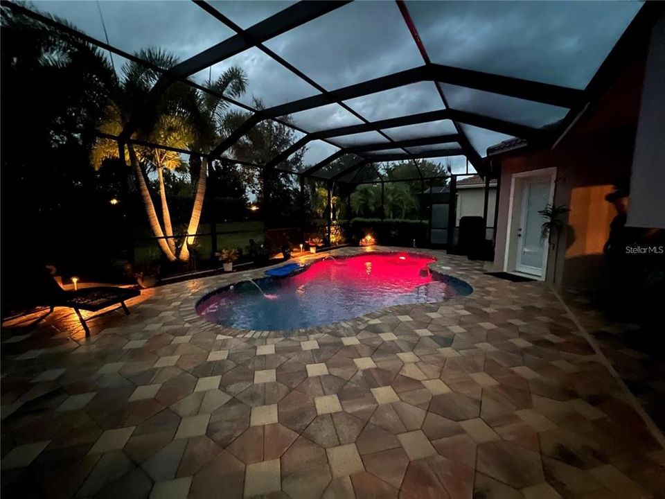 Active With Contract: $579,000 (3 beds, 2 baths, 2180 Square Feet)