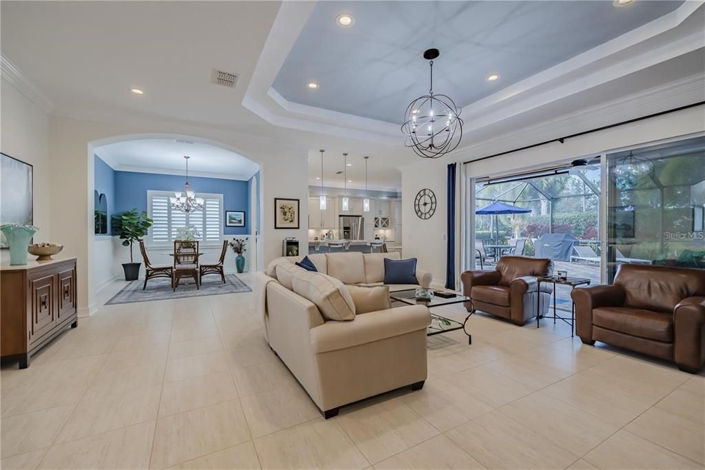 Active With Contract: $579,000 (3 beds, 2 baths, 2180 Square Feet)