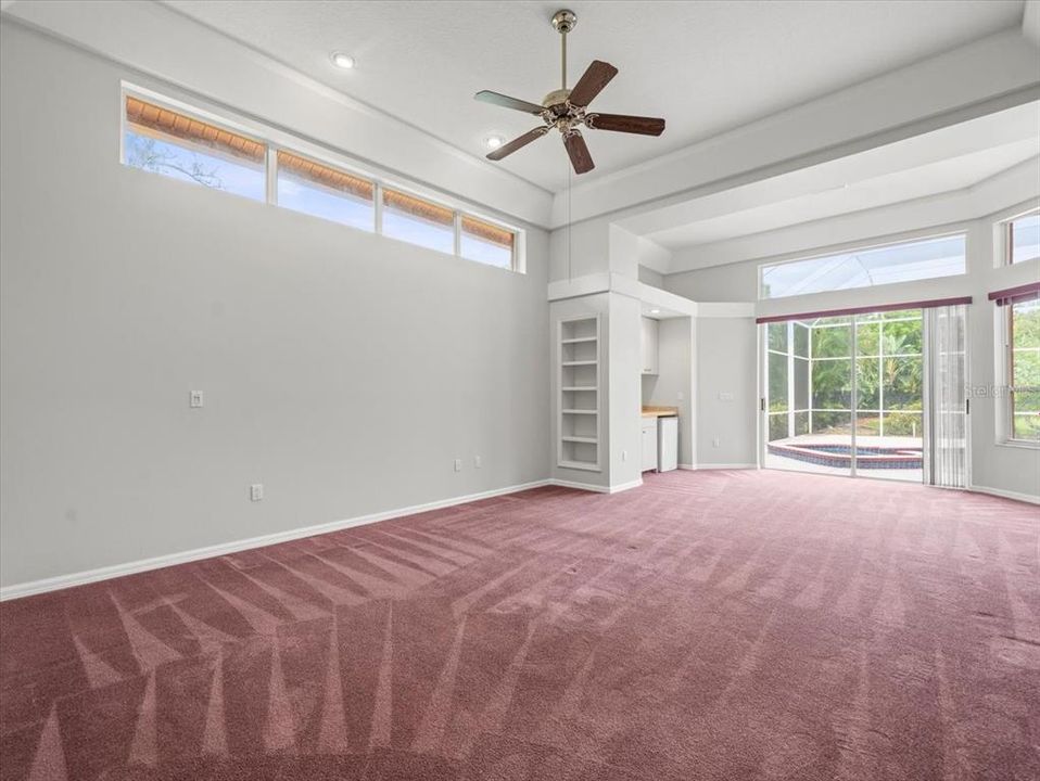 For Sale: $1,600,000 (5 beds, 3 baths, 4275 Square Feet)