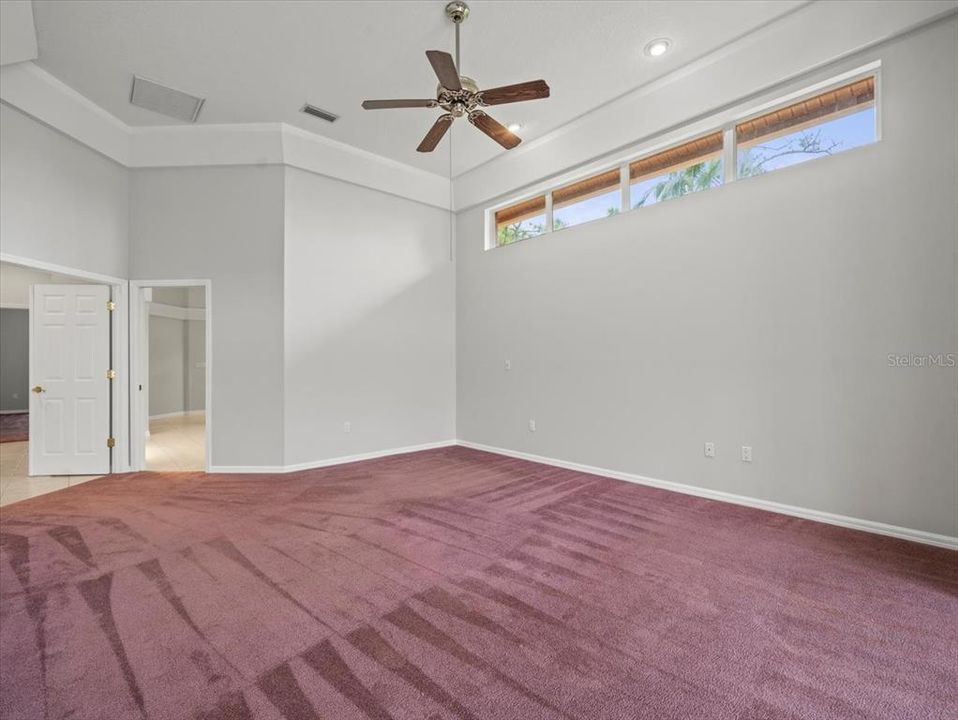 For Sale: $1,600,000 (5 beds, 3 baths, 4275 Square Feet)