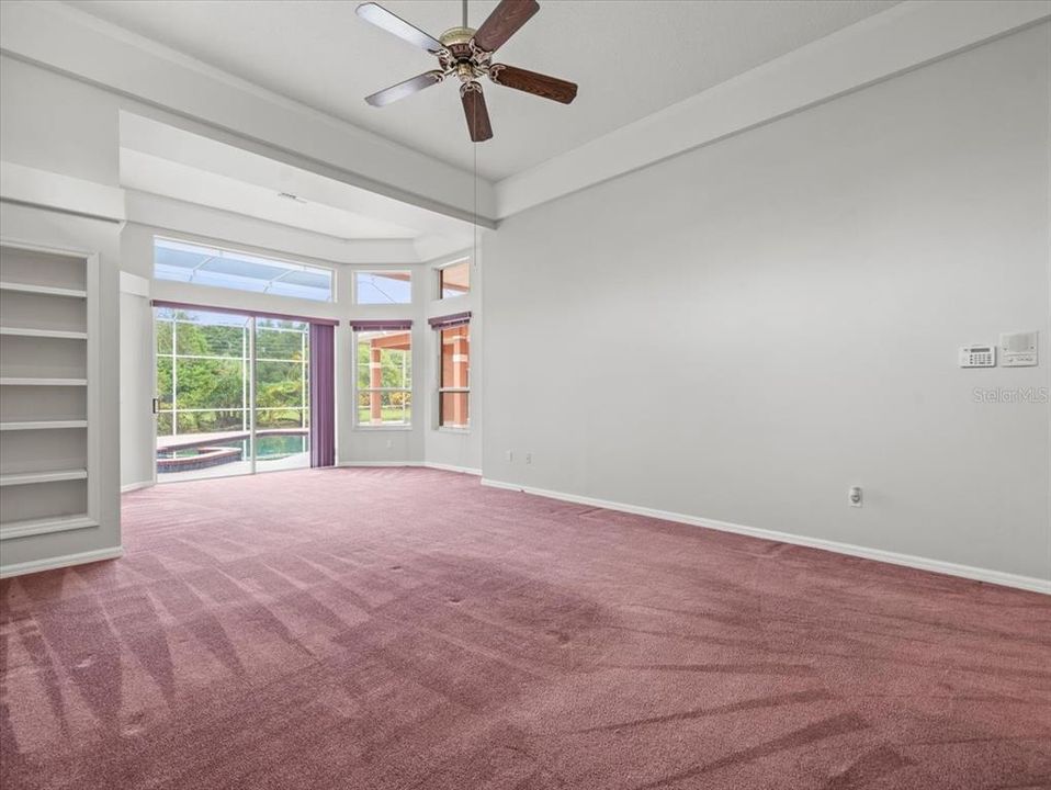 For Sale: $1,600,000 (5 beds, 3 baths, 4275 Square Feet)