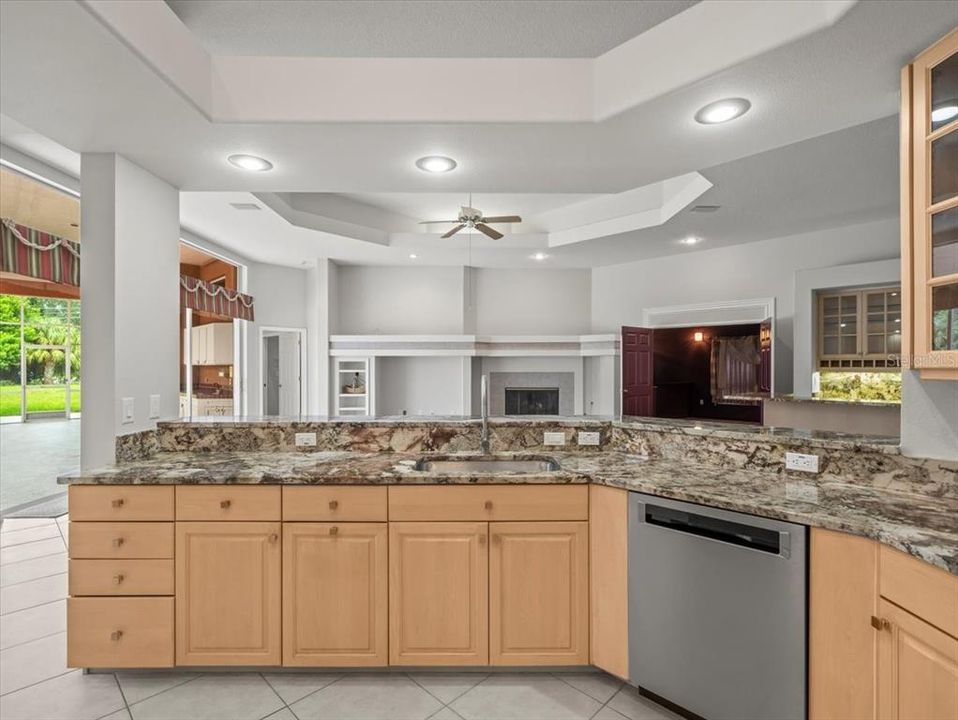 For Sale: $1,600,000 (5 beds, 3 baths, 4275 Square Feet)