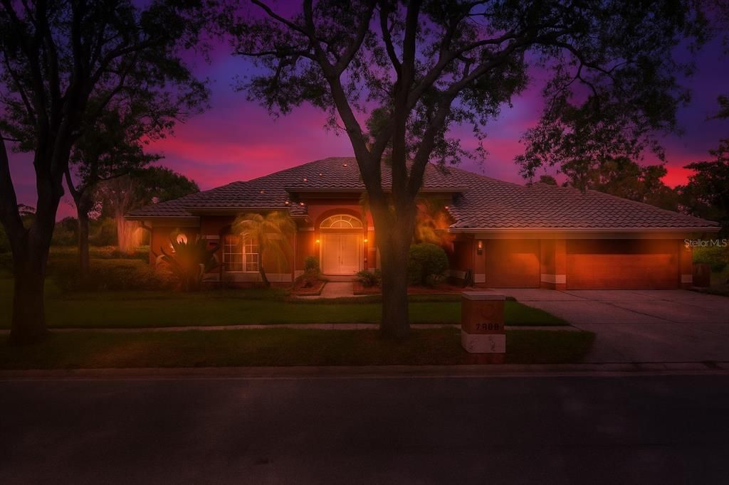 For Sale: $1,600,000 (5 beds, 3 baths, 4275 Square Feet)