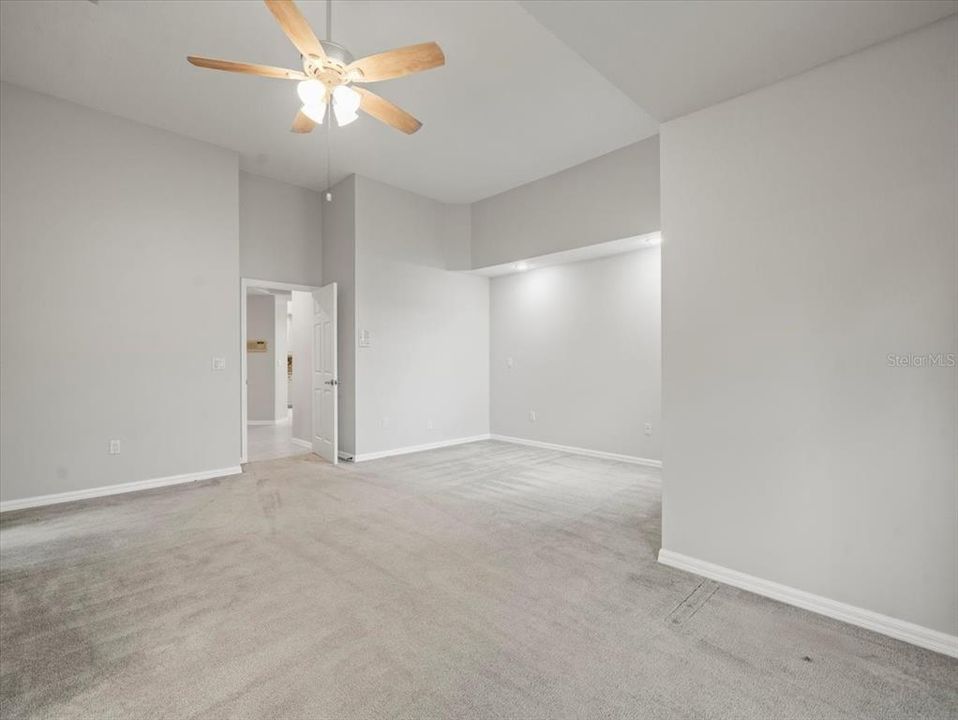 For Sale: $1,600,000 (5 beds, 3 baths, 4275 Square Feet)