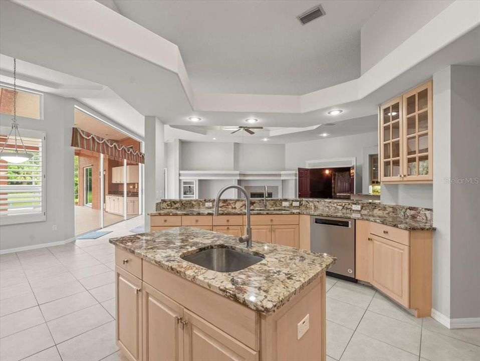 For Sale: $1,600,000 (5 beds, 3 baths, 4275 Square Feet)