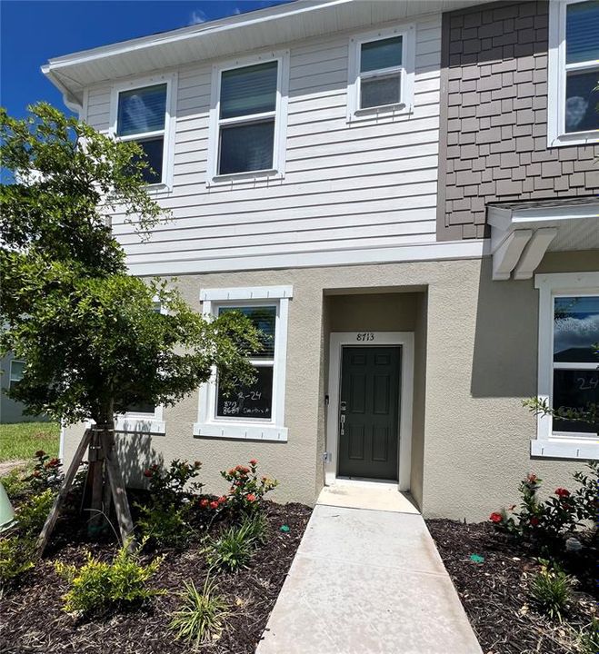 Recently Sold: $264,000 (2 beds, 2 baths, 1180 Square Feet)