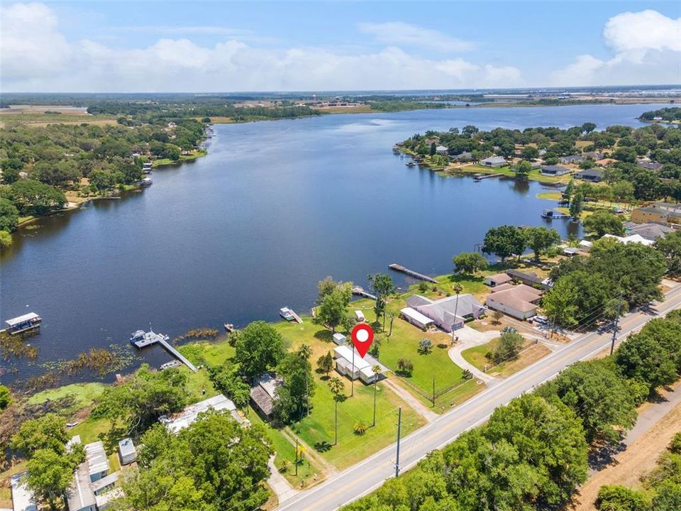 待售: $215,000 (0.38 acres)