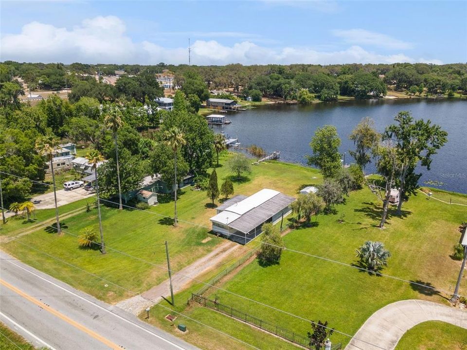 待售: $215,000 (0.38 acres)