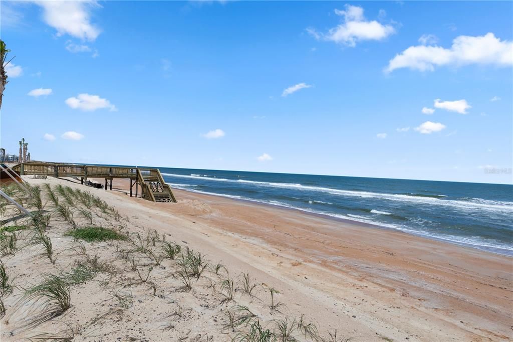 待售: $324,900 (2 贝兹, 2 浴室, 1216 平方英尺)