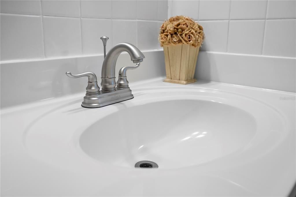 待售: $324,900 (2 贝兹, 2 浴室, 1216 平方英尺)