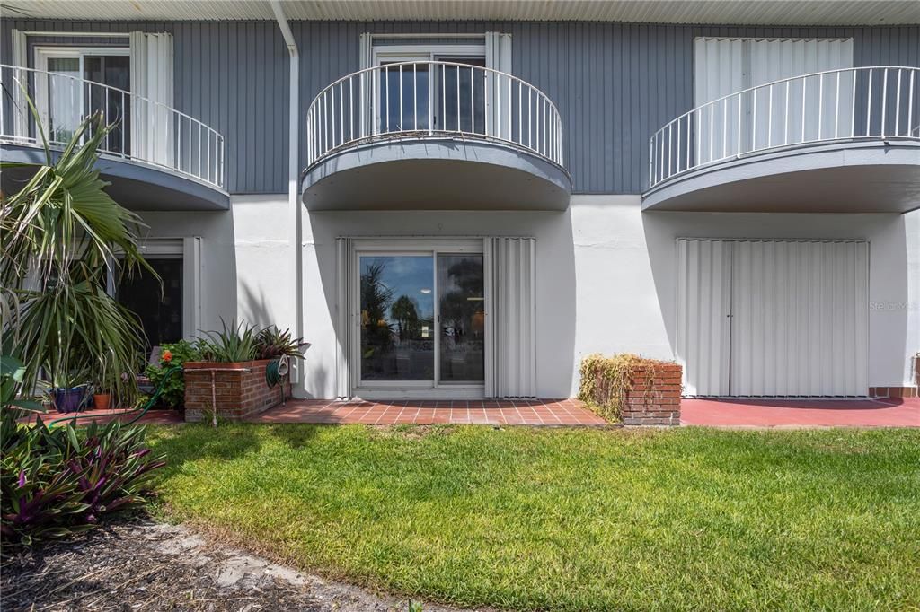 待售: $324,900 (2 贝兹, 2 浴室, 1216 平方英尺)